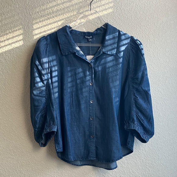 Splendid Chambray Top (Size Small) NWT - Picture 1 of 14